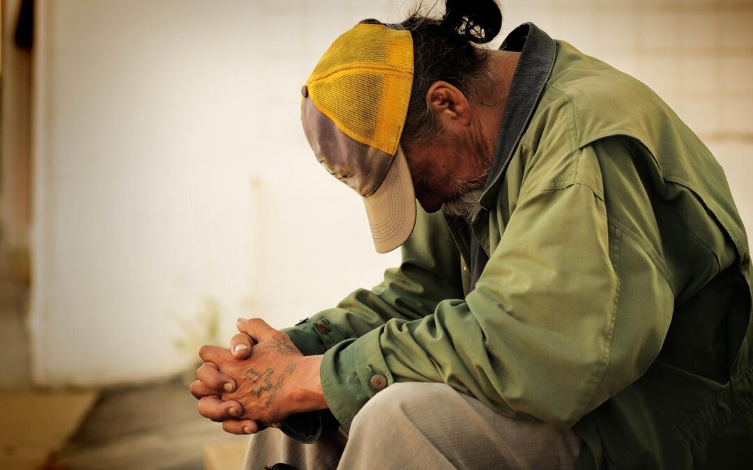 Respon Masyarakat terhadap Program Bantuan Sosial di Desa Gedong